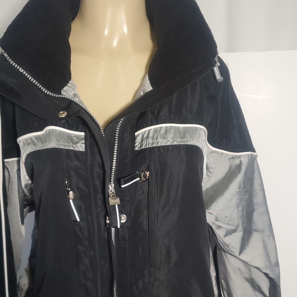 Marker Women's Winter Ski Jacket Black and Silver Jacket Size 12 - Picture 2 of 13